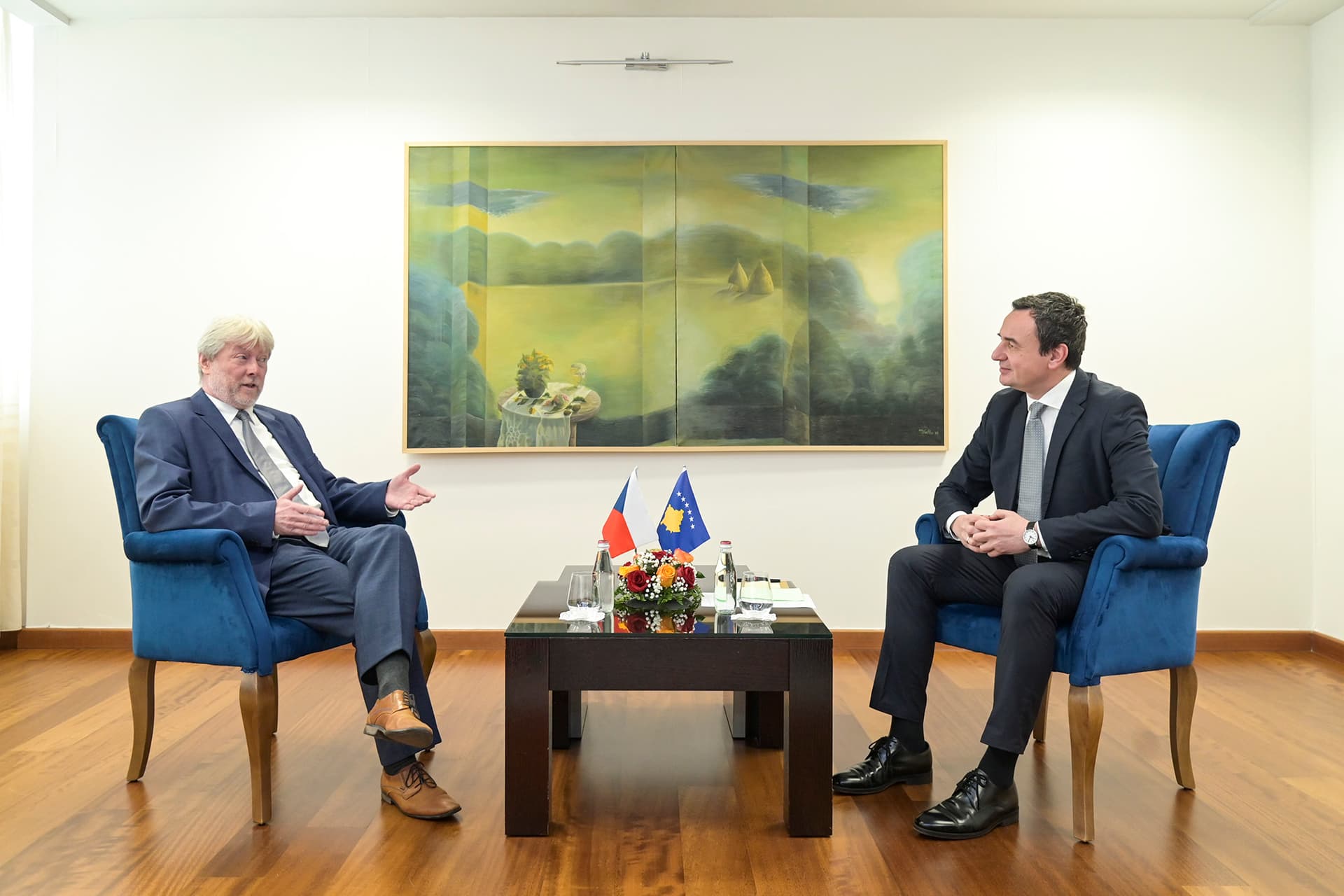 Kurti pret ambasadorin çek, përmend punën pozitive ndaj Kosovës gjatë udhëheqjes së Presidencës së BE-së