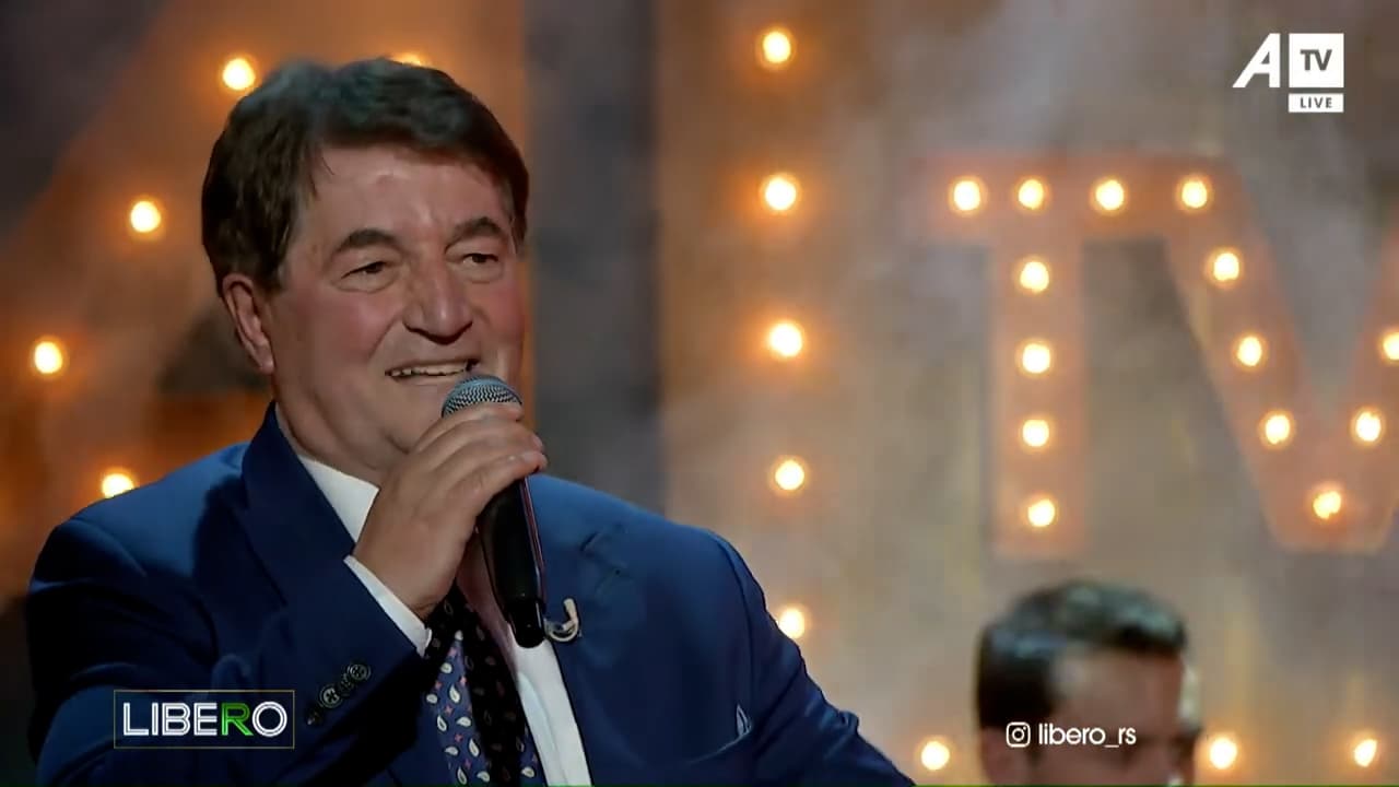 Arif Vladi këndon live në LIBERO “Marshin e UÇK-së” për nder të 28 Nëntorit