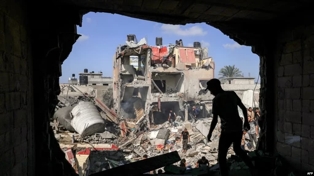 Izraeli e shqyrton përgjigjen e Hamasit për propozimin për armëpushim në Gazë