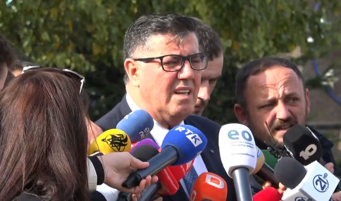Haziri pas takimit me Lajçakun: Po mbahemi në terr për draftin e Asociacionit, s’kemi kohë për të humbur