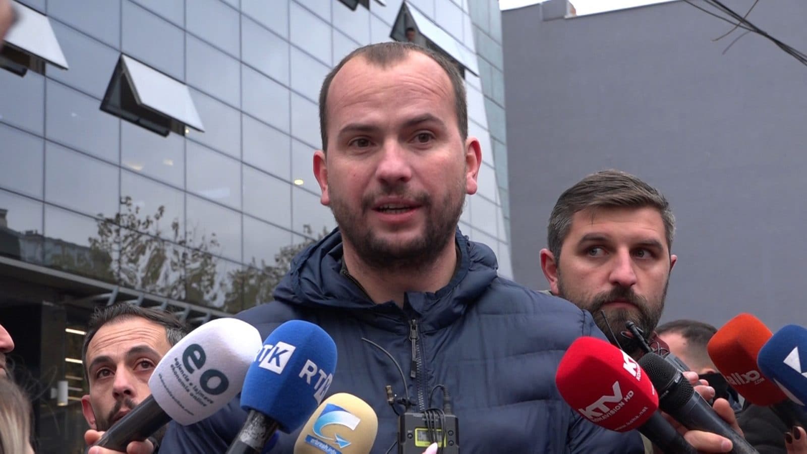 PSD-ja kërkon lirimin e aktivistëve të arrestuar në protestë