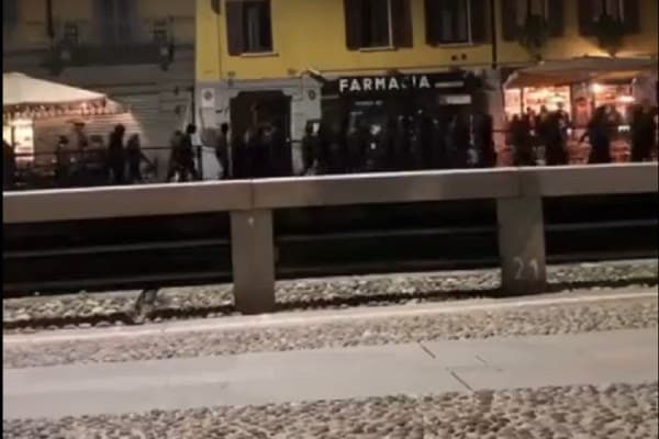 Trazira në Milano, theret me thikë tifozi i PSG-së