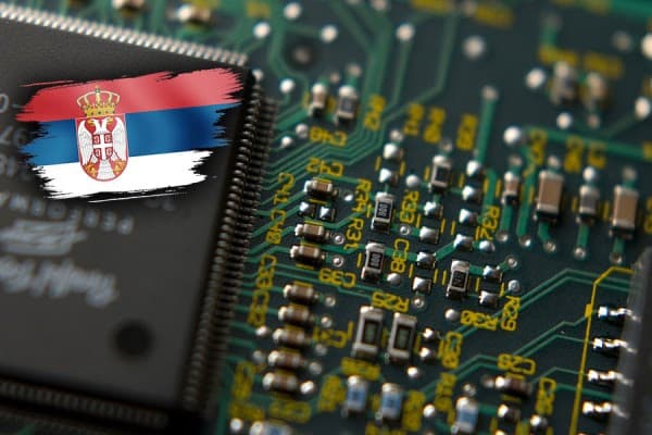 Firmat serbe e furnizojnë Rusinë me mallra të sanksionuara teknologjike