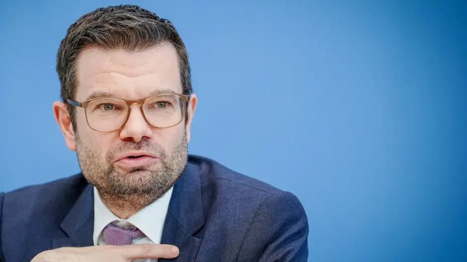 Gjermania thotë se s’do t’i detyrojë refugjatët ukrainas të kthehen dhe të luftojnë