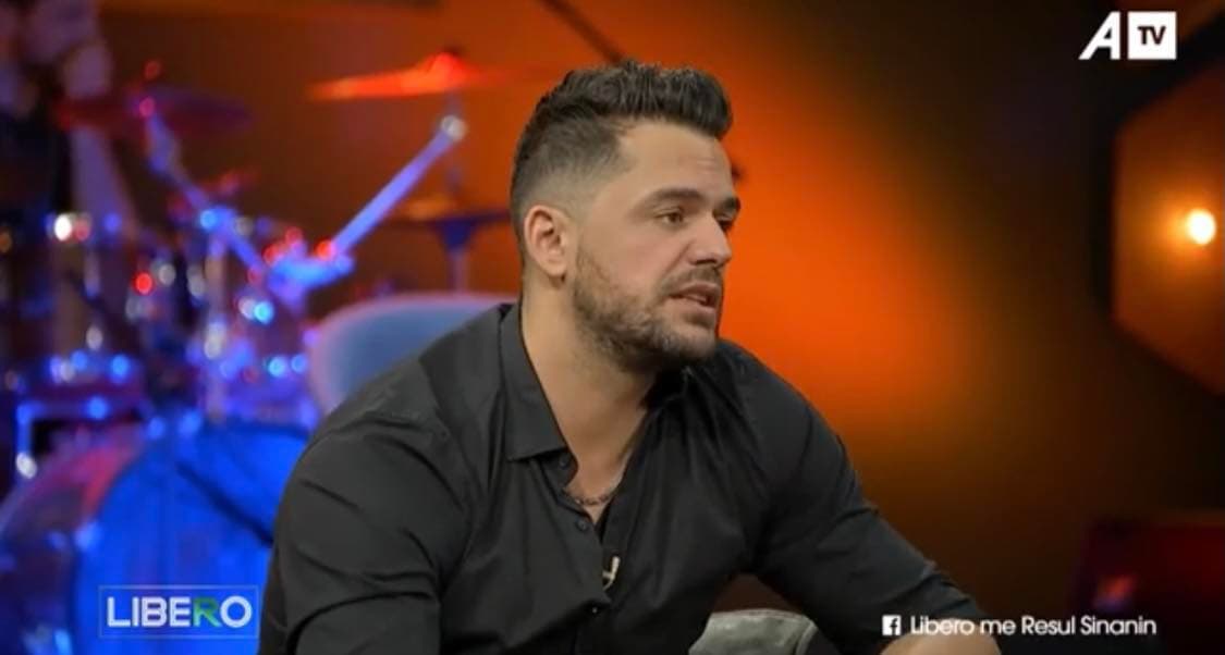 “Këngët me sharje bëhen hite”, Shpat Kasapi me kritika të ashpra për kolegët
