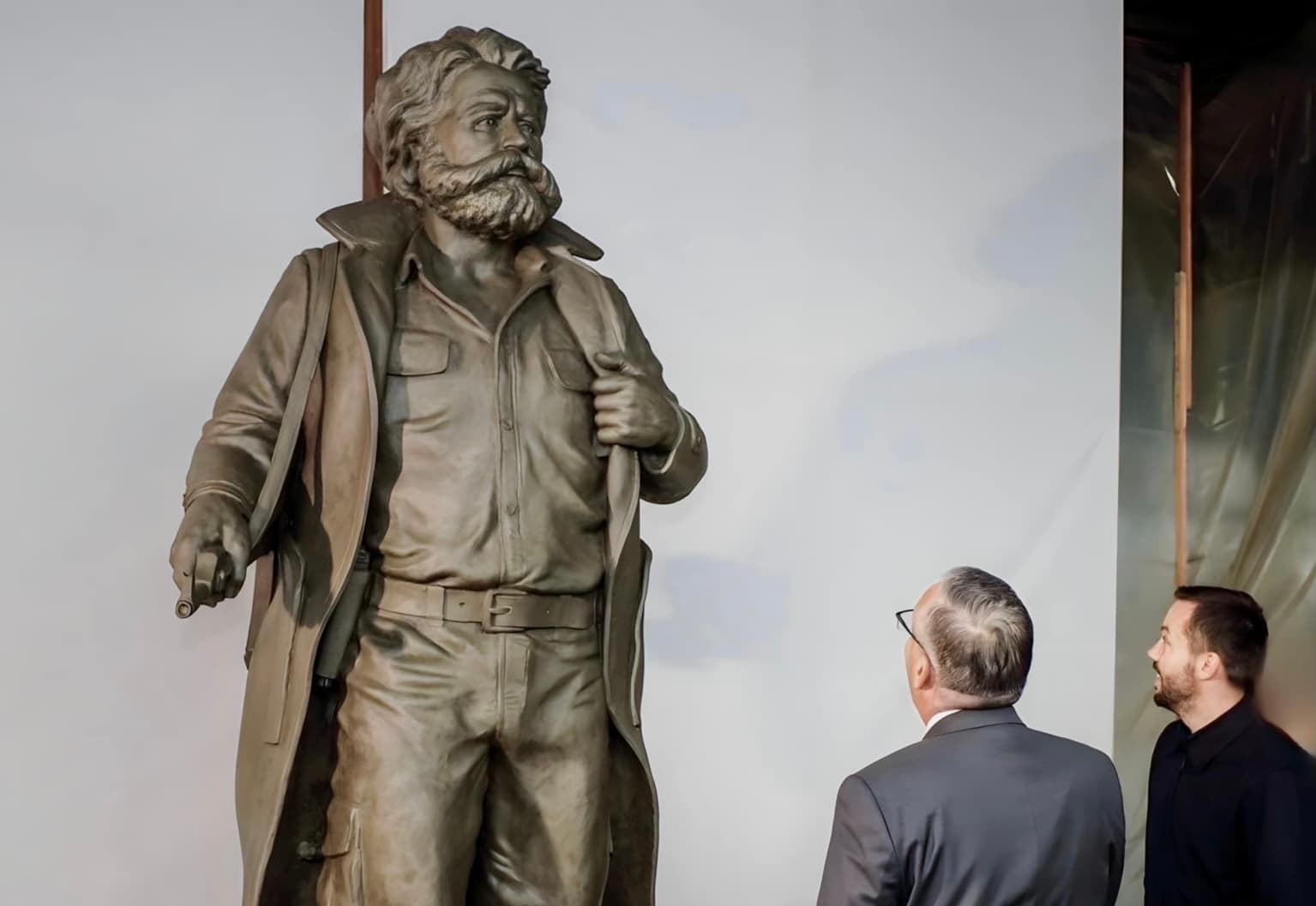 Shtatorja e komandantit Adem Jashari së shpejti do të vendoset në Mitrovicë