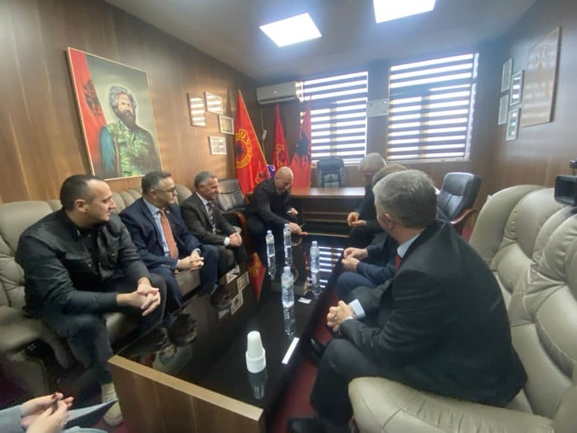 Haradinaj takohet me përfaqësuesit e shoqatave të kategorive të dala nga lufta