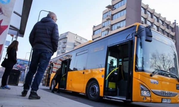 Rrezikohet pezullimi i transportit publik në Prishtinë