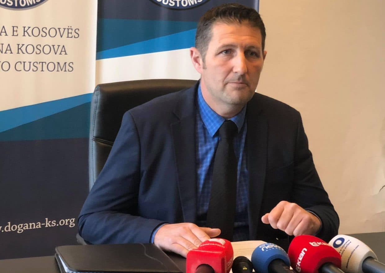 Llugaliu: Gjatë këtij viti, Dogana grumbullon 1.6 miliardë €, konfiskoi e sekuestroi 14.5 milionë € – u arrestuan 9 zyrtarë për korrupsion