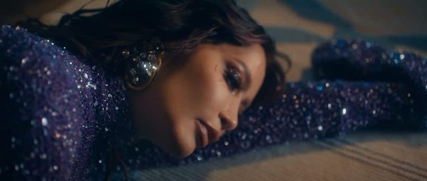 Dafina Zeqiri e përmbyll vitin edhe me një këngë të re