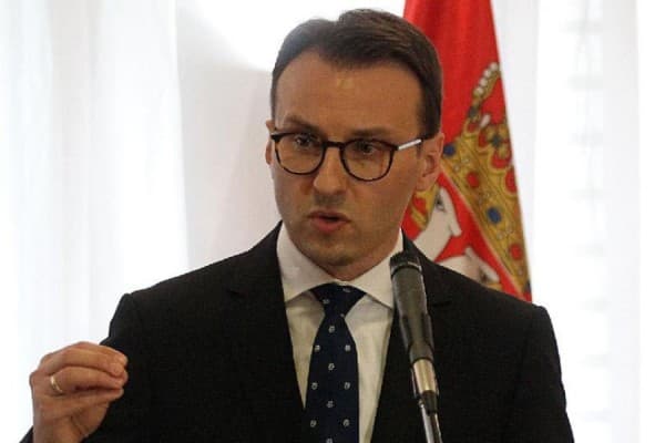 Petkoviq i reagon Bislimit: Prishtina po e vret dialogun