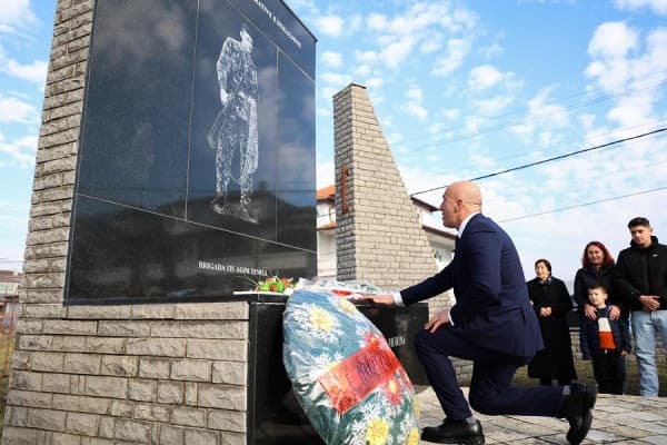 Haradinaj kujton Lulzim Morinën: Kombi ynë ndihet krenar me kontributin e tij
