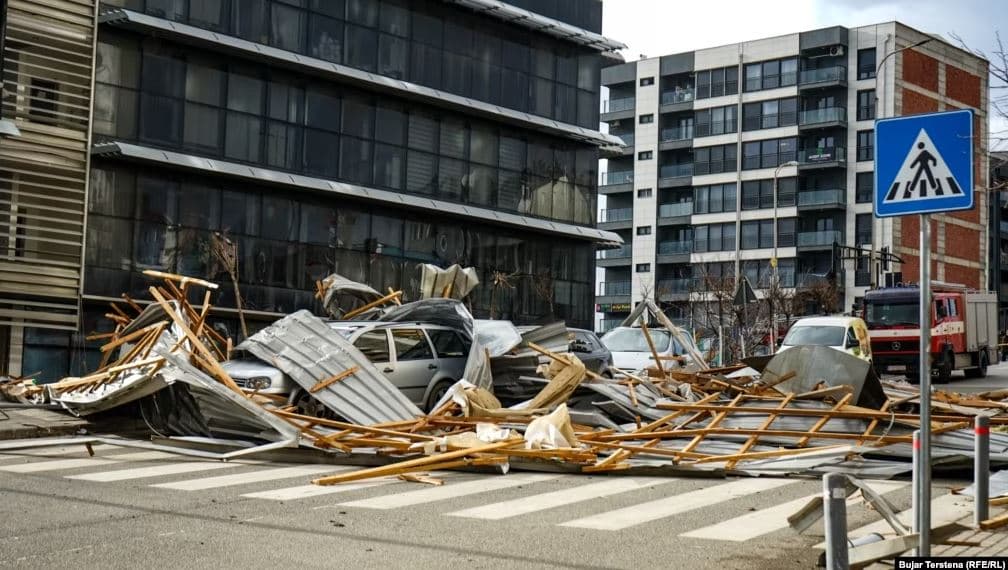 Rënia e çatisë së objektit komunal, Gjykata merr vendim për zyrtarin e komunës dhe atë të kompanisë
