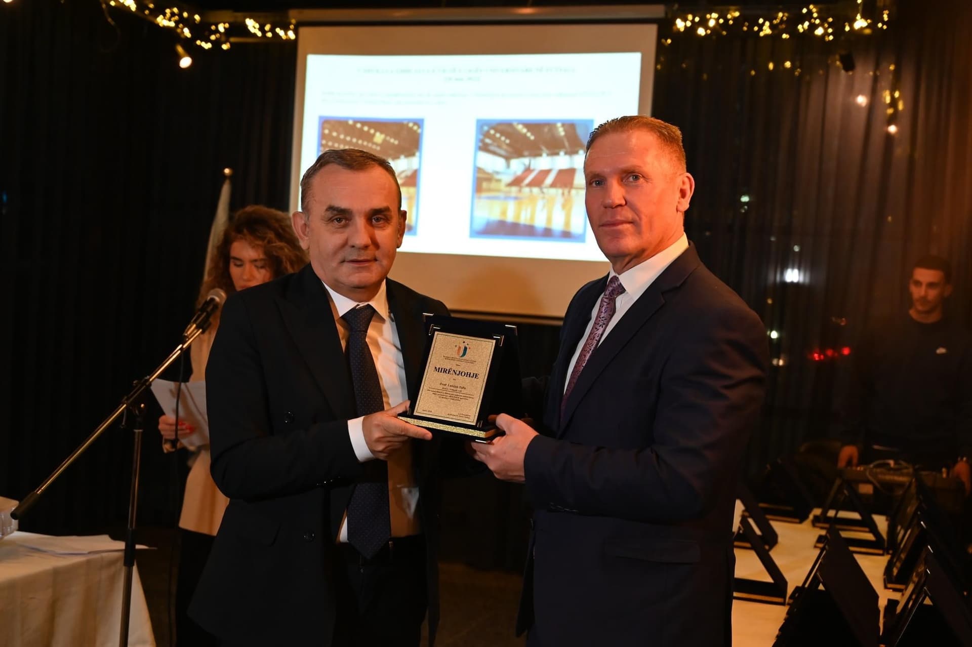 Kolegji AAB nderohet me mirënjohje nga Federatata e Sporteve Universitare e Kosovës