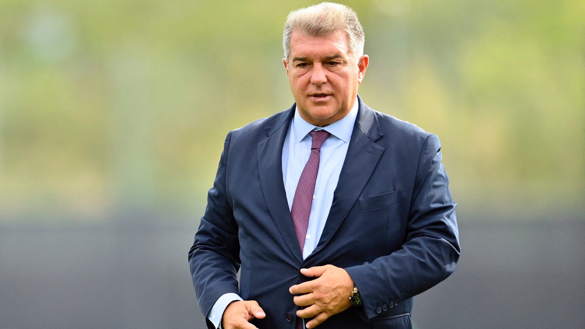 Laporta viziton lojtarët e Barcelonës pas humbjes nga Real Madridi