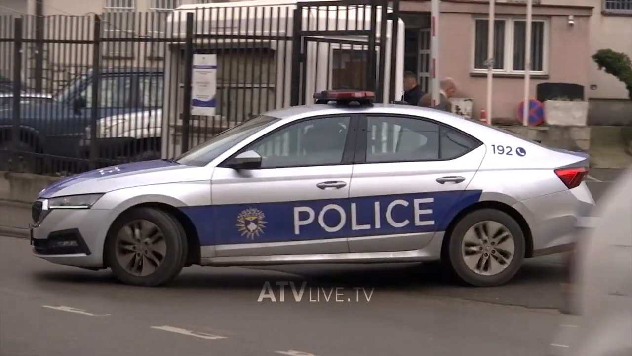 Aksident i rëndë në Prizren, vetura godet këmbësorin