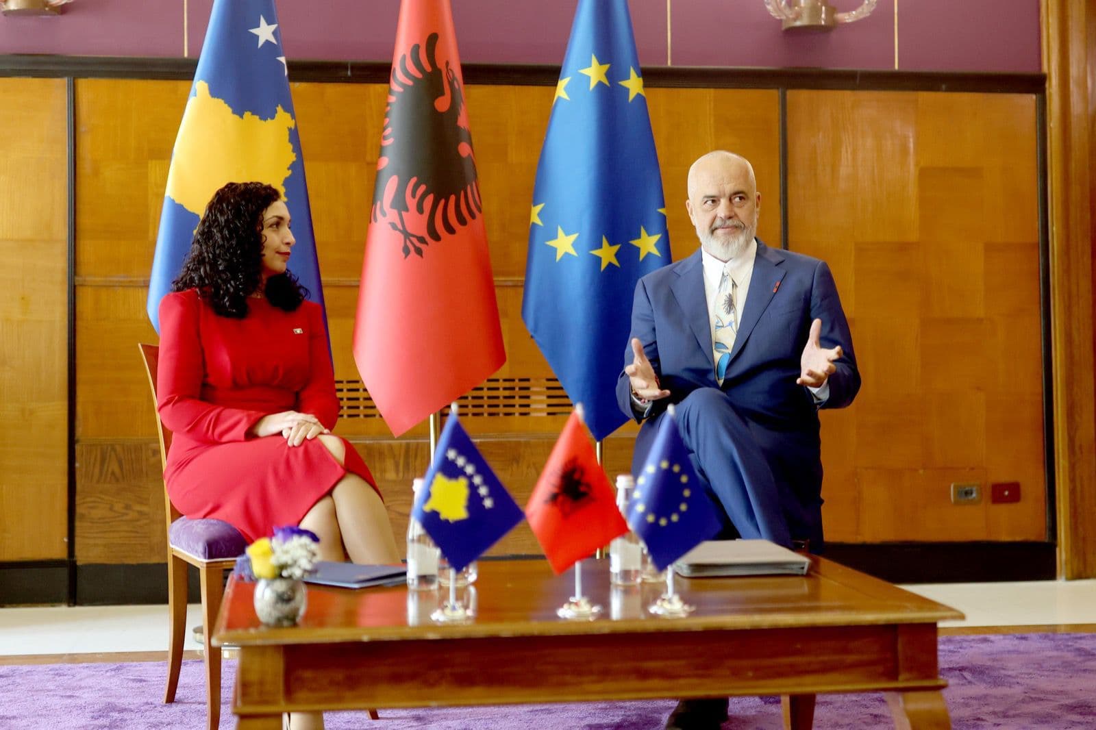 Presidentja Osmani flet për raportet me Edi Ramën: Shqipëria është zëri ynë atje ku nuk kemi përfaqësim