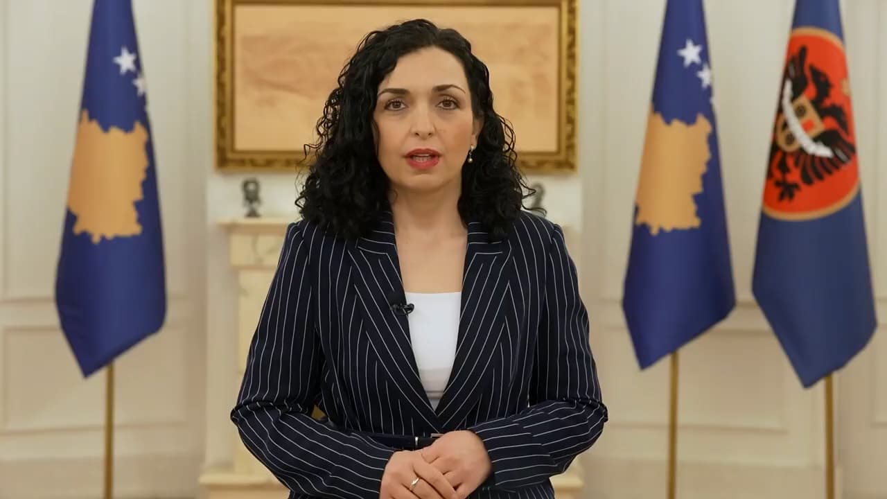 Mbreti Charles III diagnostikohet me kancer, Presidentja Osmani i uron shërim të shpejtë