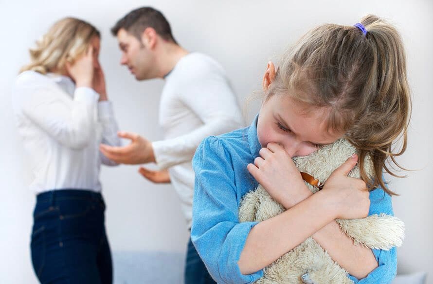 Divorci – mjet shpëtimi për fëmijët që shohin skena dhune