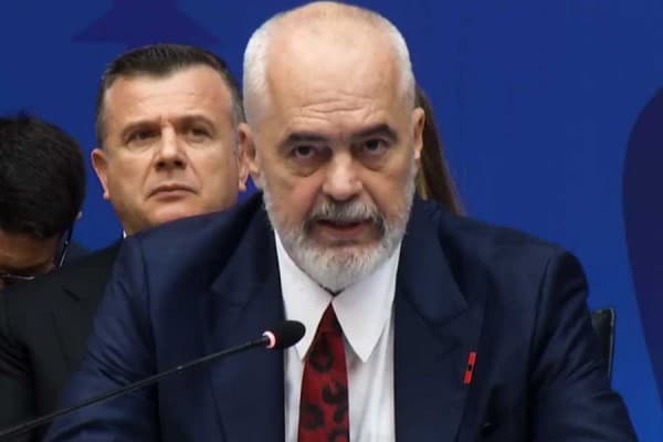 Rama fajëson Putinin për luftën: Donte ta fshinte Ukrainën nga harta brenda ditës