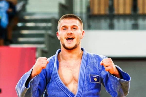 Grand Prix Upper Austria: Akil Gjakova kalon në raundin e tretë