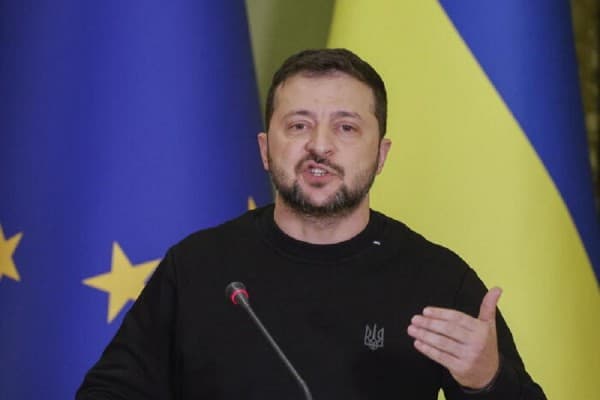 Zelensky kërkon sisteme të mbrojtjes ajrore pas sulmeve të reja ruse
