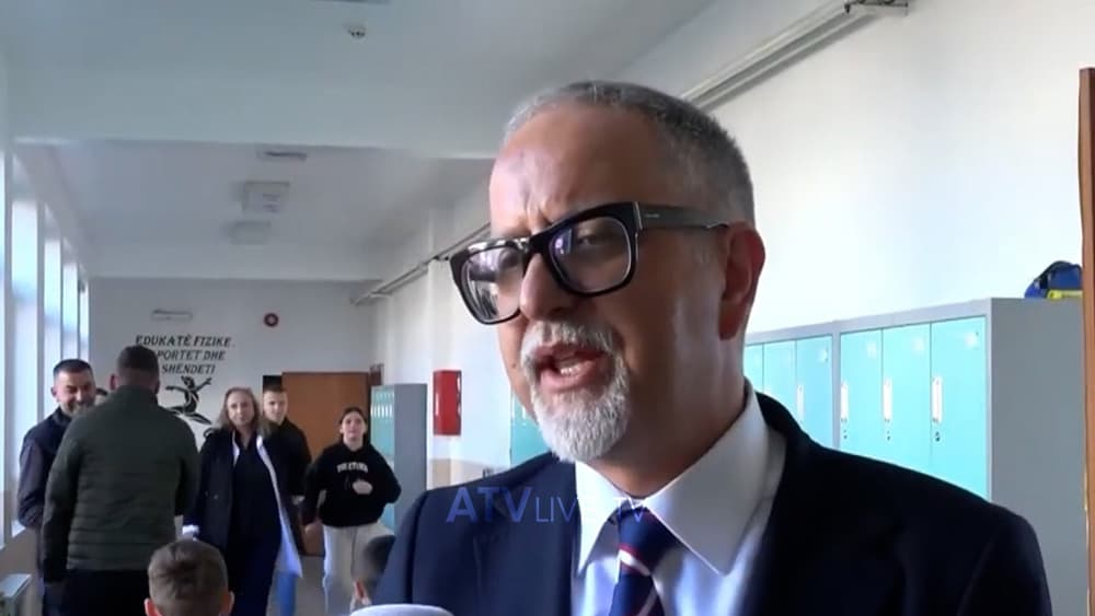 Vitia: Procesi i pritjeve në QKUK do të digjitalizohet, lista e barnave esenciale është në nivel të lartë