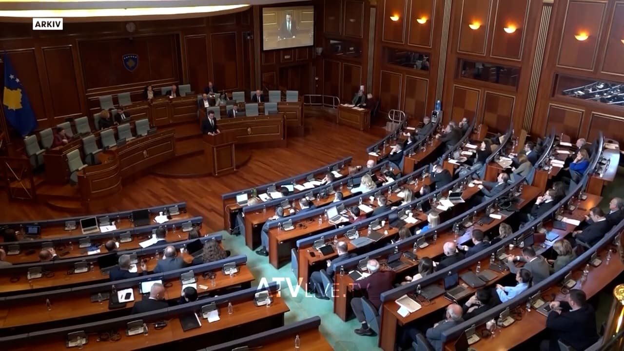 Të enjten dy seanca, PDK-ja kërkon komision hetimor për zhdukjen e mostrave të Deharit dhe për Gani Jakupin