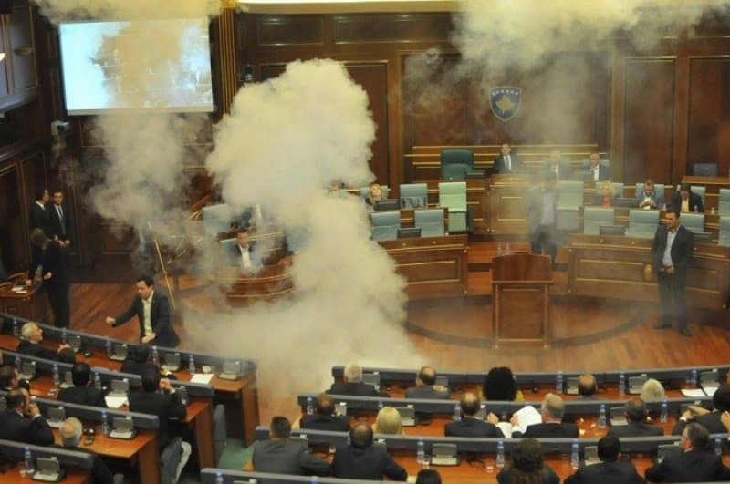 Shtyhet seanca fillestare ndaj anëtarëve të LV-së për gazin në Kuvend