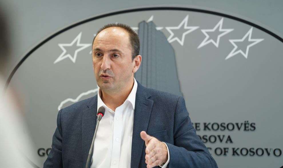 Ministri Aliu raporton në Komisionin për Mbikëqyrjen e Financave Publike