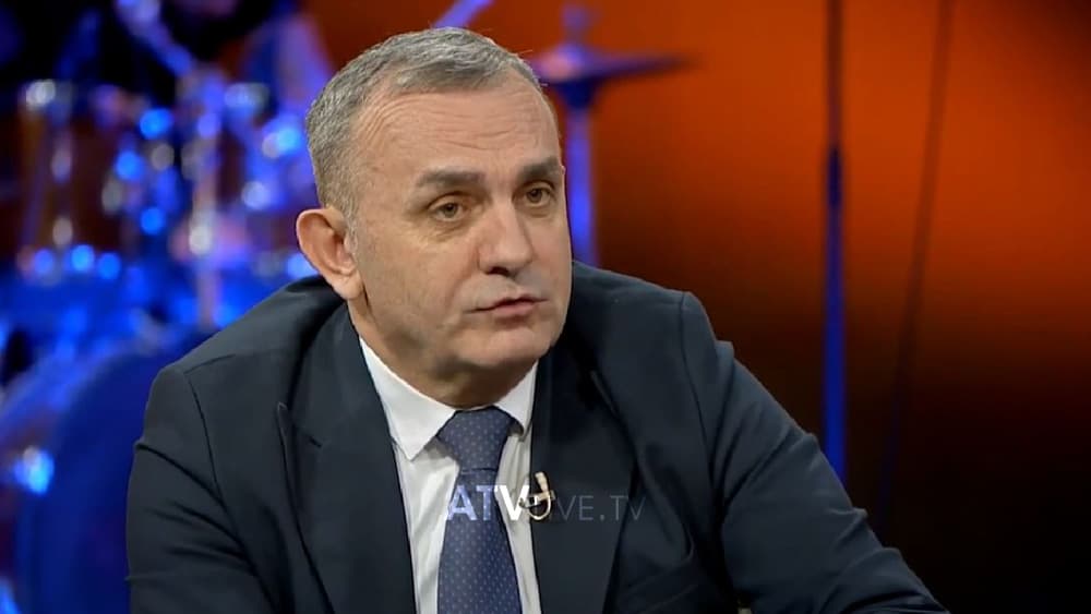 Tafa: Ndryshimi i gjendjes së arsimit nuk bëhet me revolucion e as me shkop magjik, por me punë të gjatë sistematike nga niveli parashkollor deri në universitet