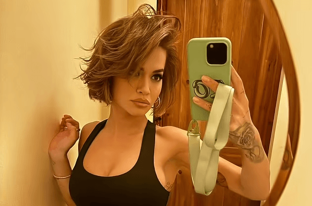 Rita Ora ndryshon stilin