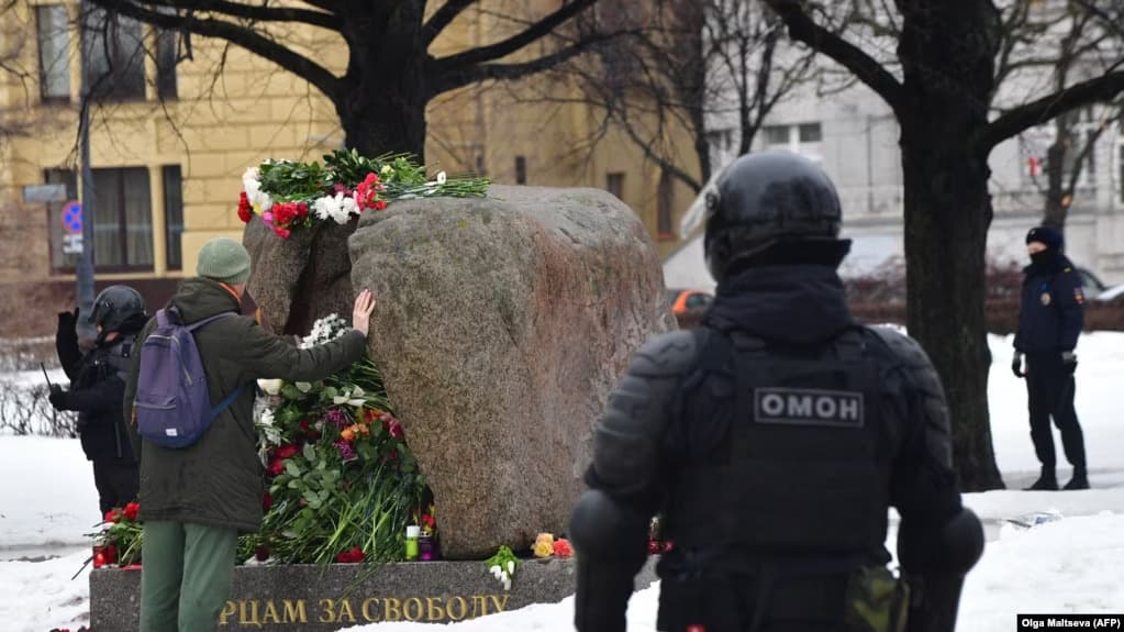 Masa të rrepta të sigurisë afër zonës ku do të varroset Navalny