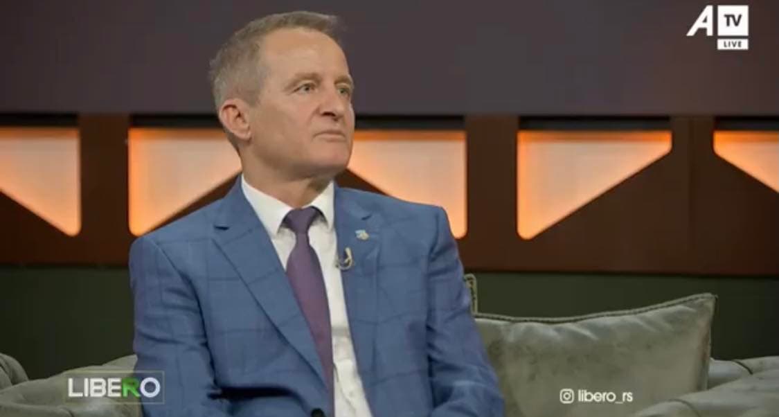 “Gabim në Protokoll…” – Reagon kryetari Ferit Idrizi, pasi Kryeministri Kurti nuk e ftoi në përurimin e rrugës në Vushtrri