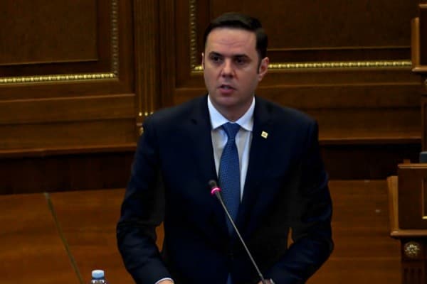 Kontratat njëburimore, Abdixhiku kërkon reagimin e Prokurorisë Speciale