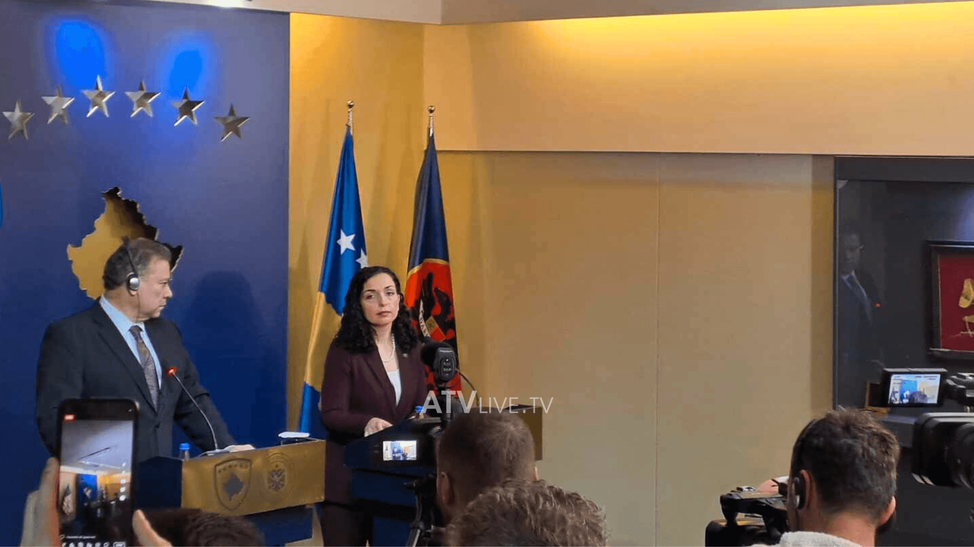 Osmani për largimin e kryetarëve në veri: Presim që ky proces të realizohet brenda parametrave kushtetues dhe ligjor