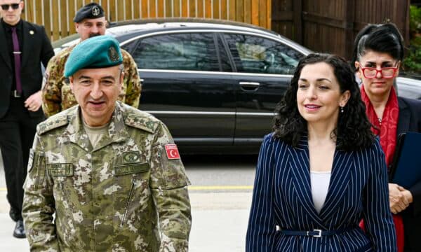 Komandanti Ulutas takohet me Osmanin, kërkon koordinim KFOR- institucione