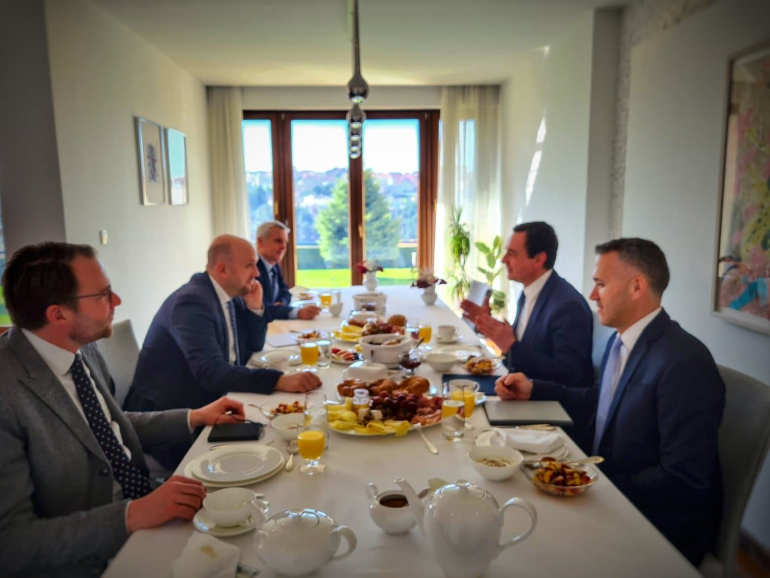 Sarrazin dhe Rohde takohen me Kurtin, flasin për Procesin e Berlinit dhe temat aktuale