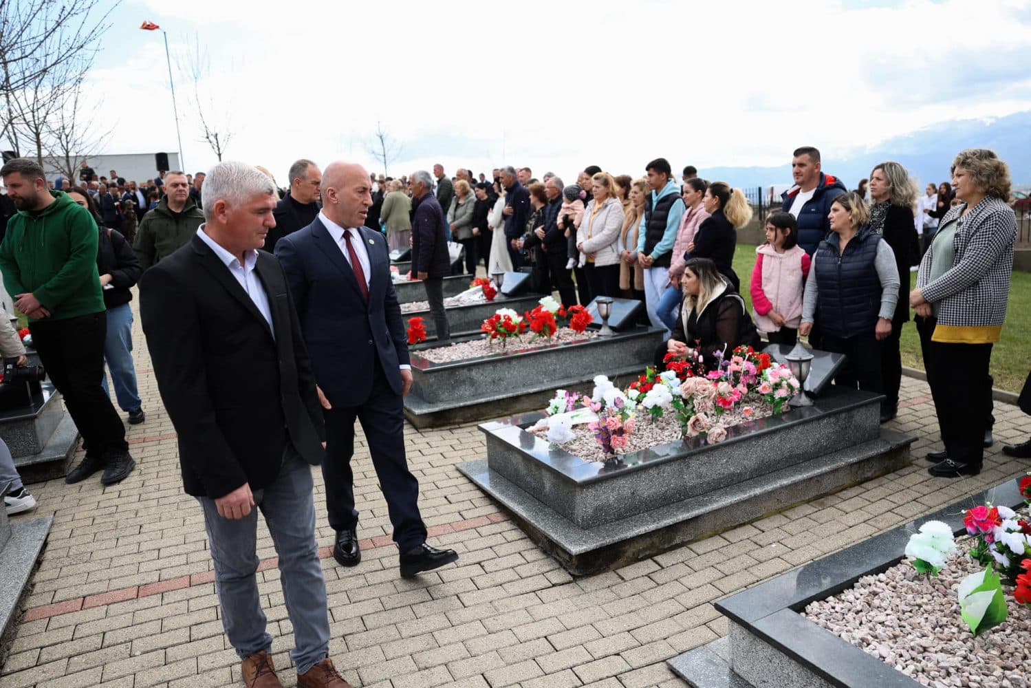 Haradinaj: Absurde të gjykohen çlirimtarët ndërsa nuk është vendosur drejtësia mbi shumë masakra të kryera nga shteti fashist serb