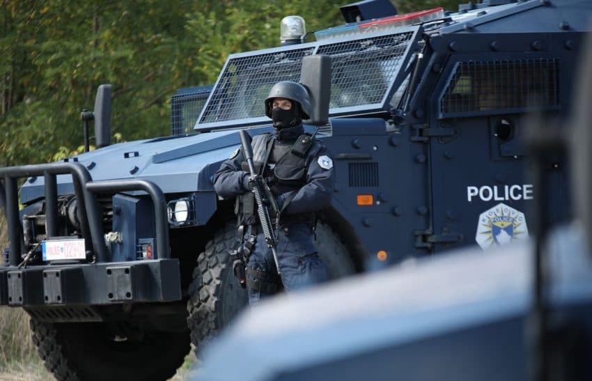 Ndahen nga 500 euro për policët që u plagosën në veri dhe për ata me sëmundje të rënda
