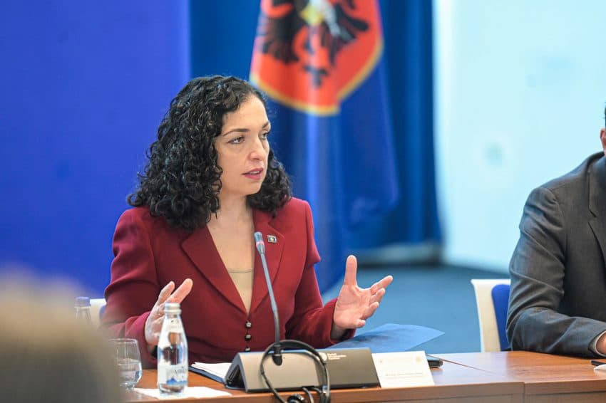 Osmani udhëton në Turqi, do të merr pjesë në Forumin Diplomatik të Antalisë