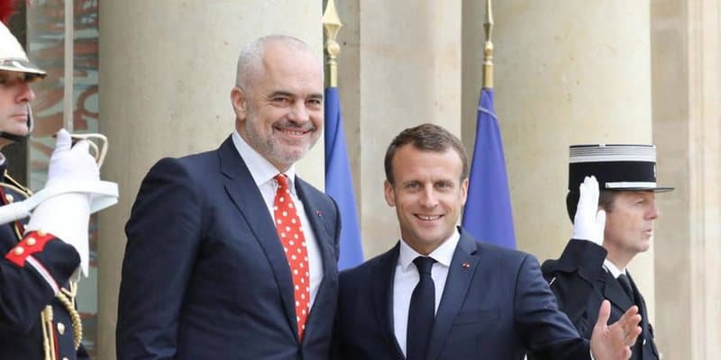 Rama sot do të takohet me presidentin Macron në Francë