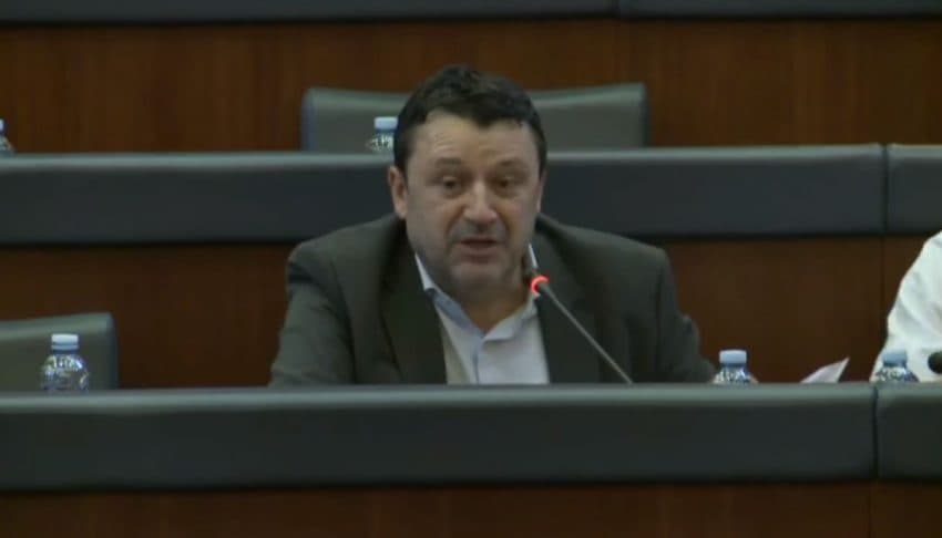 Beqa: Mungesa e mazhorancës, rruga e duhur është të shkohet në zgjedhje