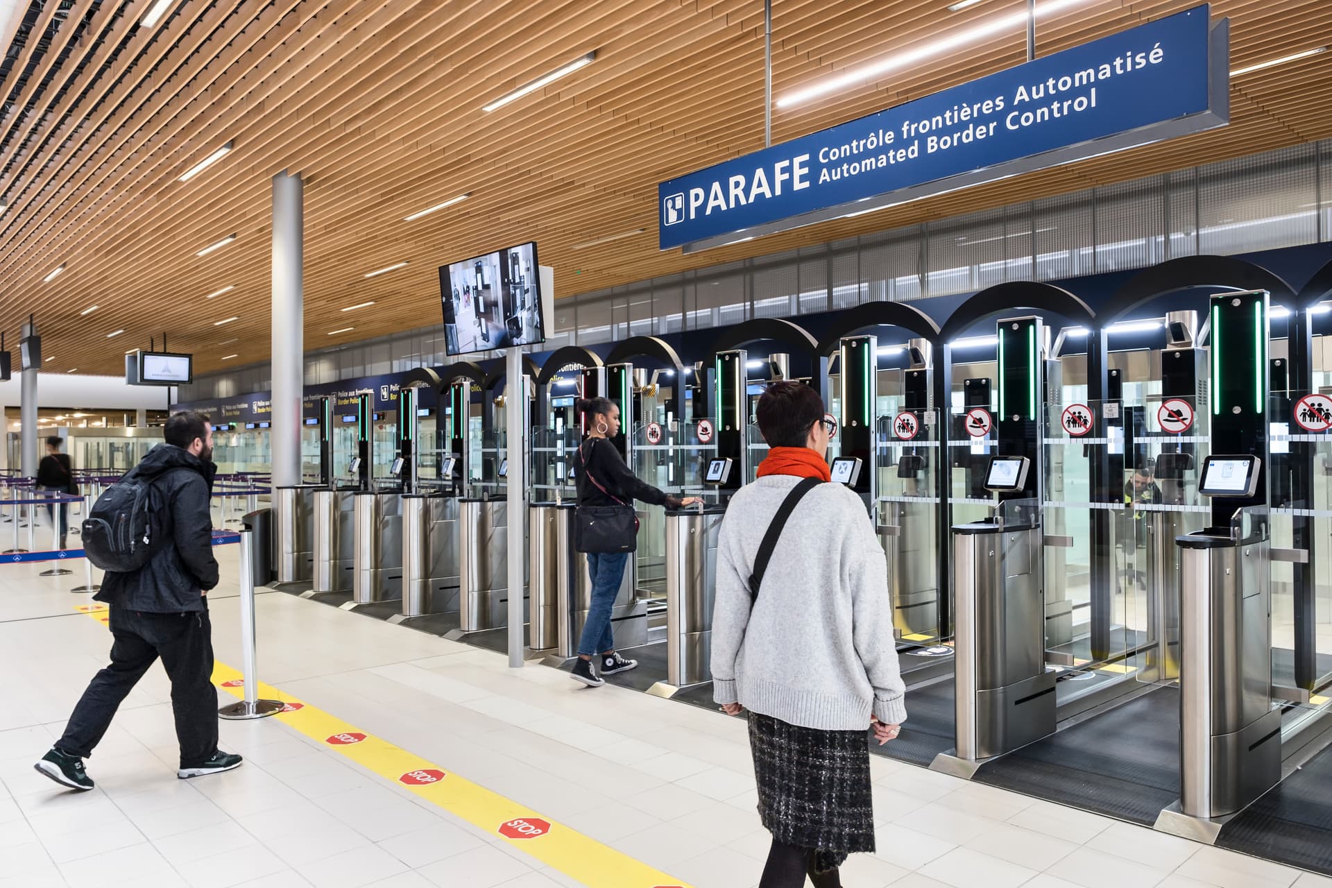 Anulohen mijëra fluturime për shkak të grevës të kontrollorëve ajrorë në Francë