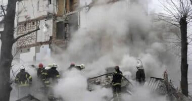 Rusia kryen sulme të mëdha kundër termocentraleve ukrainase
