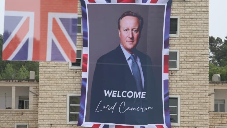Cameron sot në Tiranë, takon krerët e shtetit shqiptar
