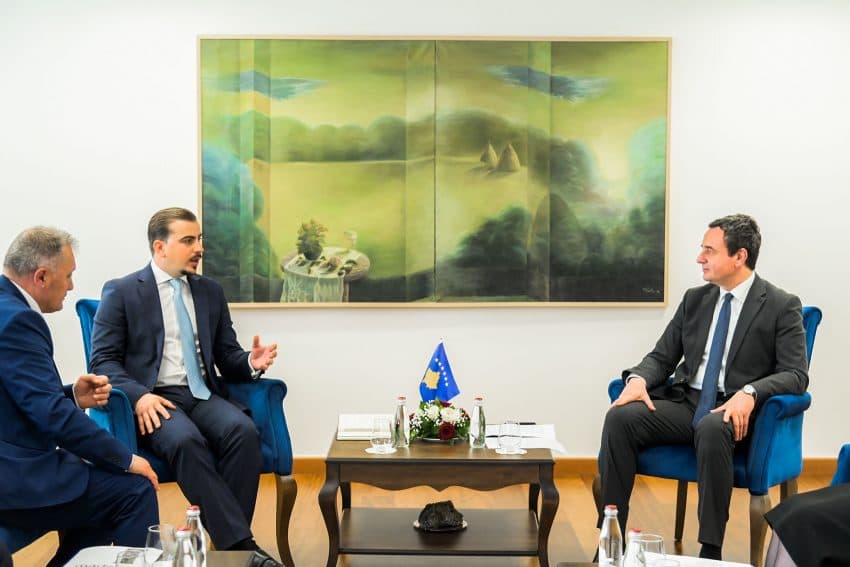 Kryeministri Kurti priti në takim bordin e Dhomës Ekonomike Zvicër-Kosovë