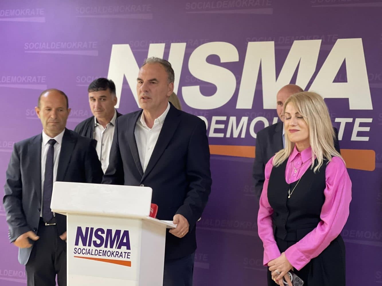 Limaj prezanton aderimin më të ri në parti
