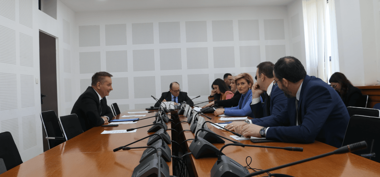 Dështon mbledhja e Komisionit për Ekonomi, shkak kuorumi
