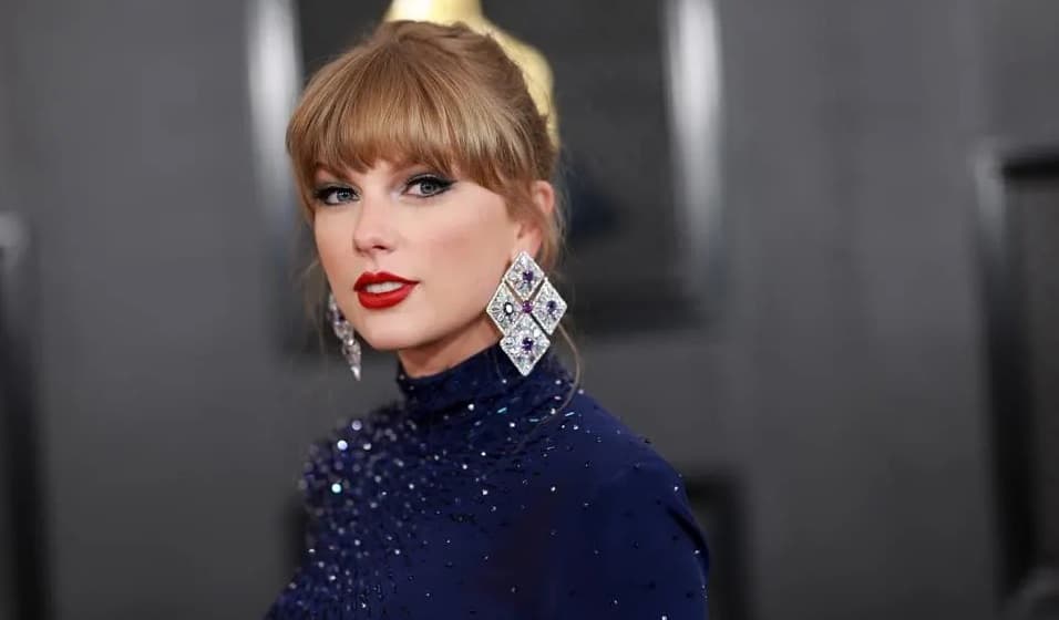 Taylor Swiftit i ndodh një incident në mes të skenës